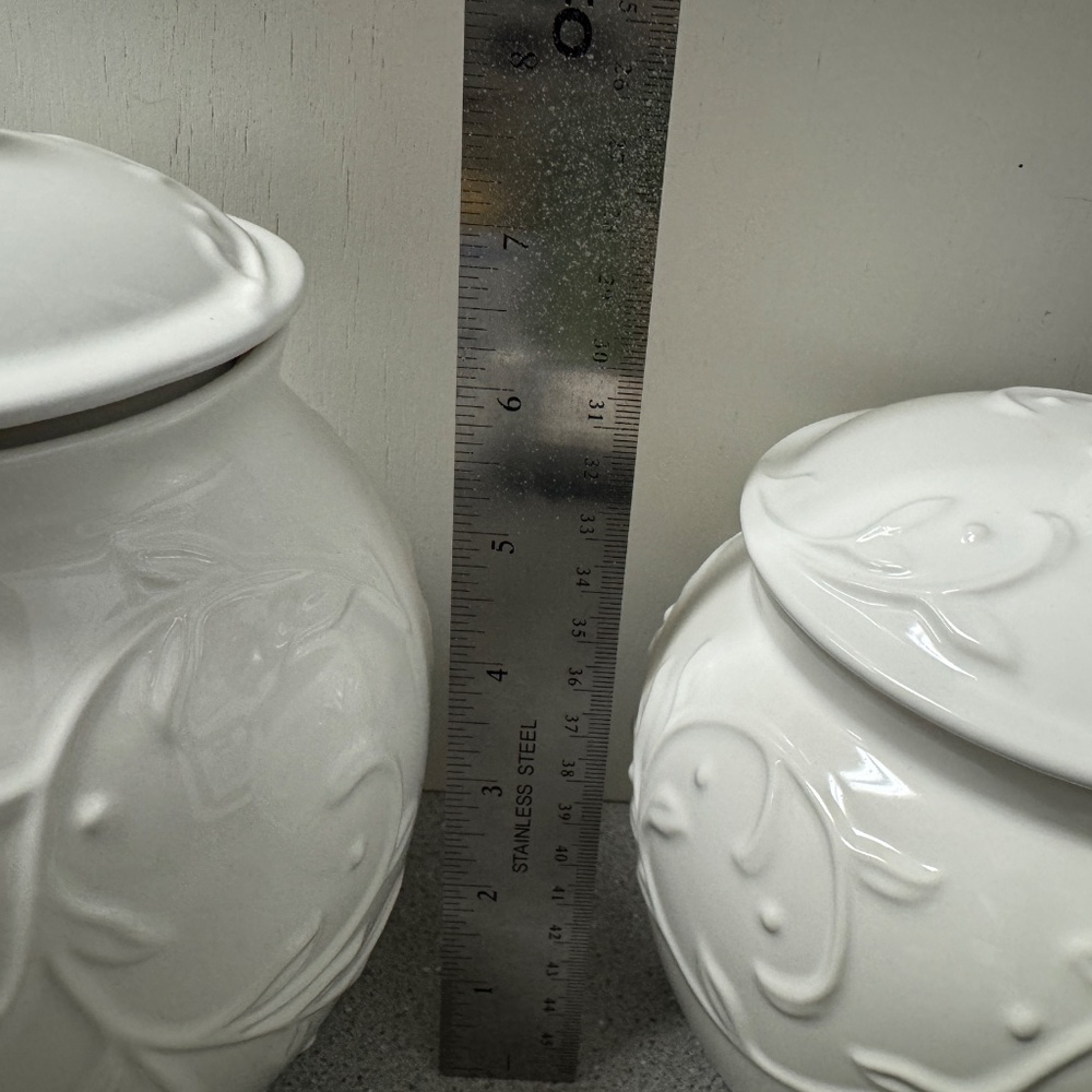 Lenox “Opal Innocence Carved” Kitchen Canisters – Set of 2 - Picture 12 of 12